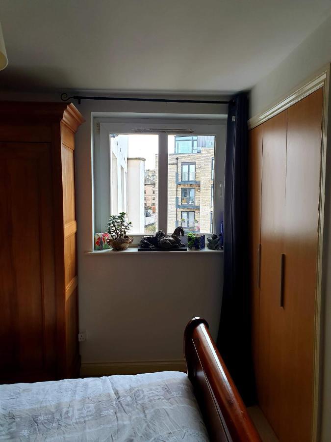 Central En-Suite Room Единбург Екстериор снимка