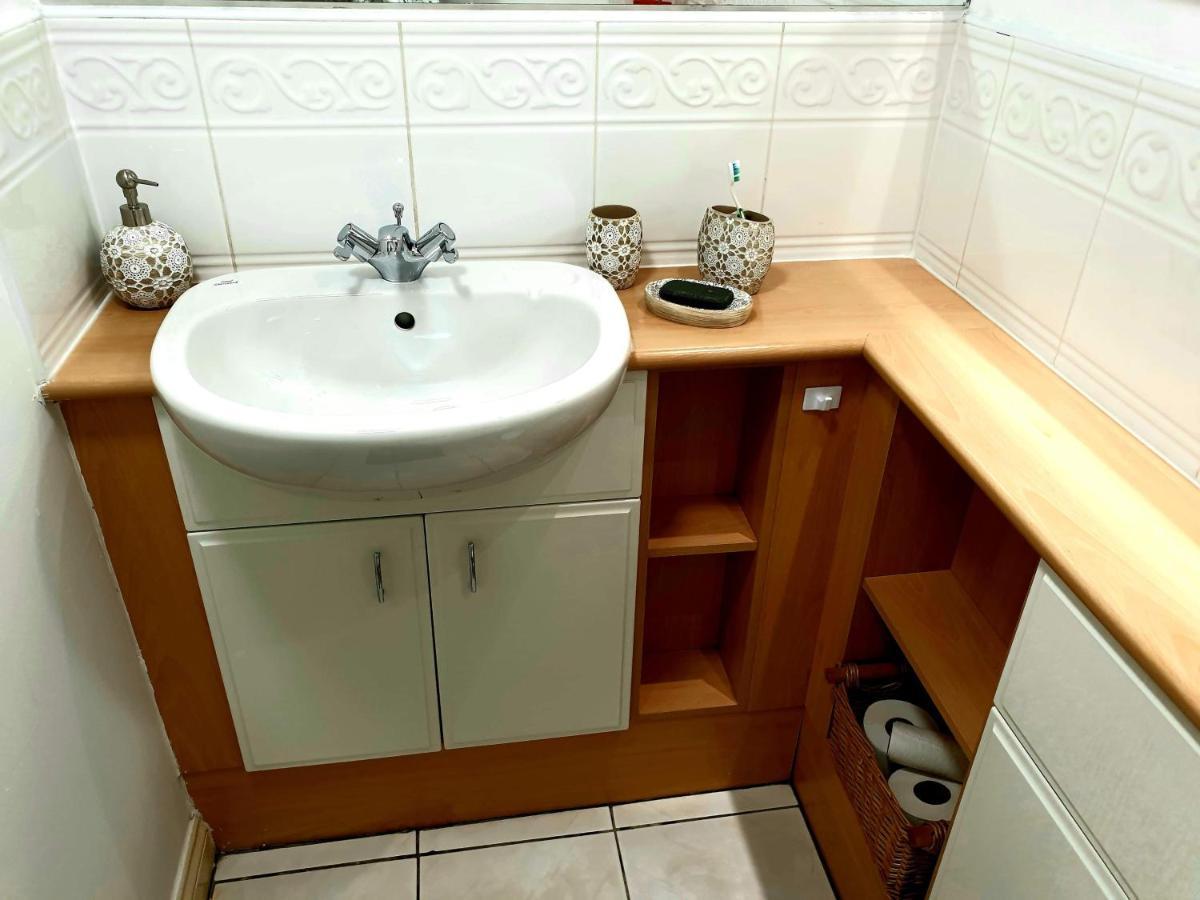 Central En-Suite Room Единбург Екстериор снимка